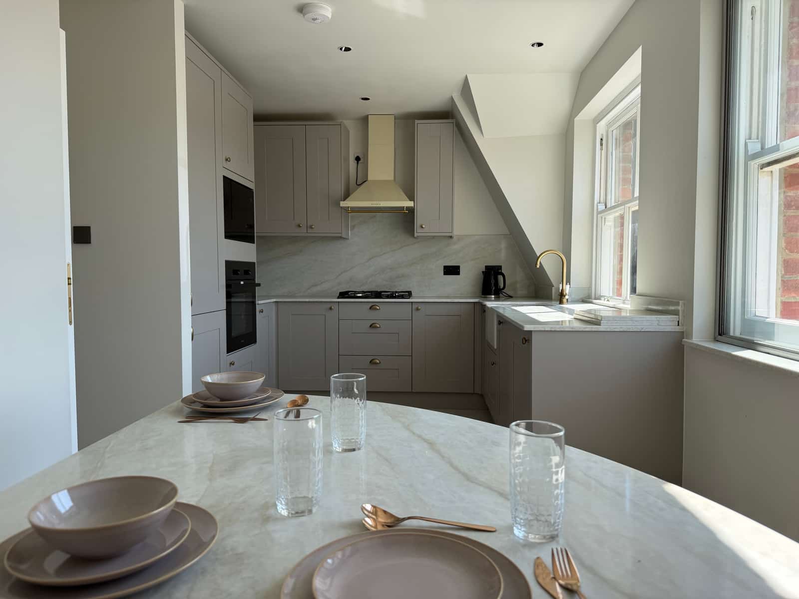 3 Bed Flat, Hamlet Gardens - Photo 12