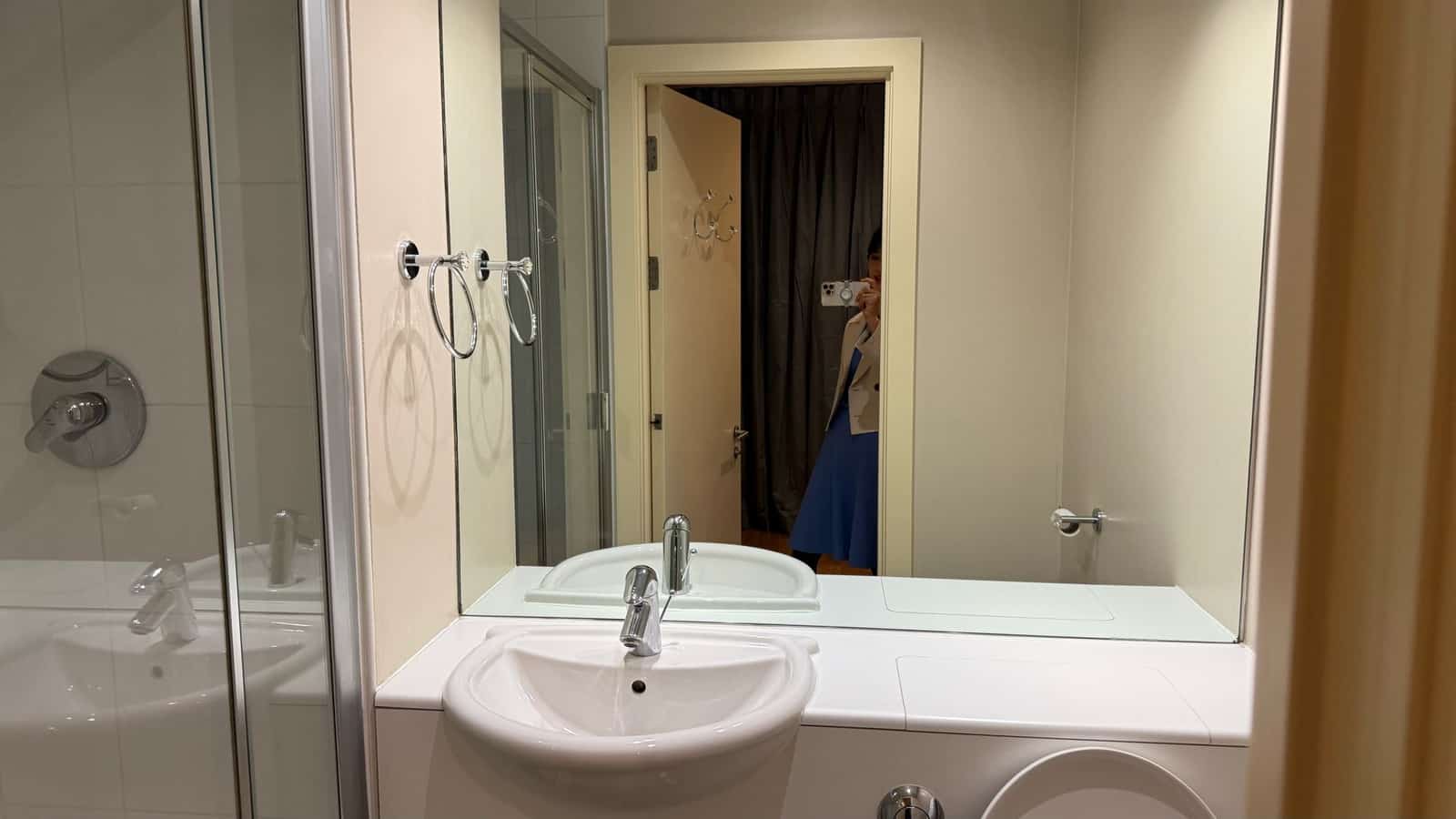 2 Bed Flat, Lock Building - Photo 12