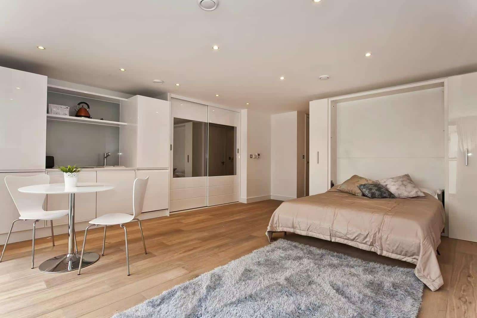 Studio, Sloane Apartments - Photo 1