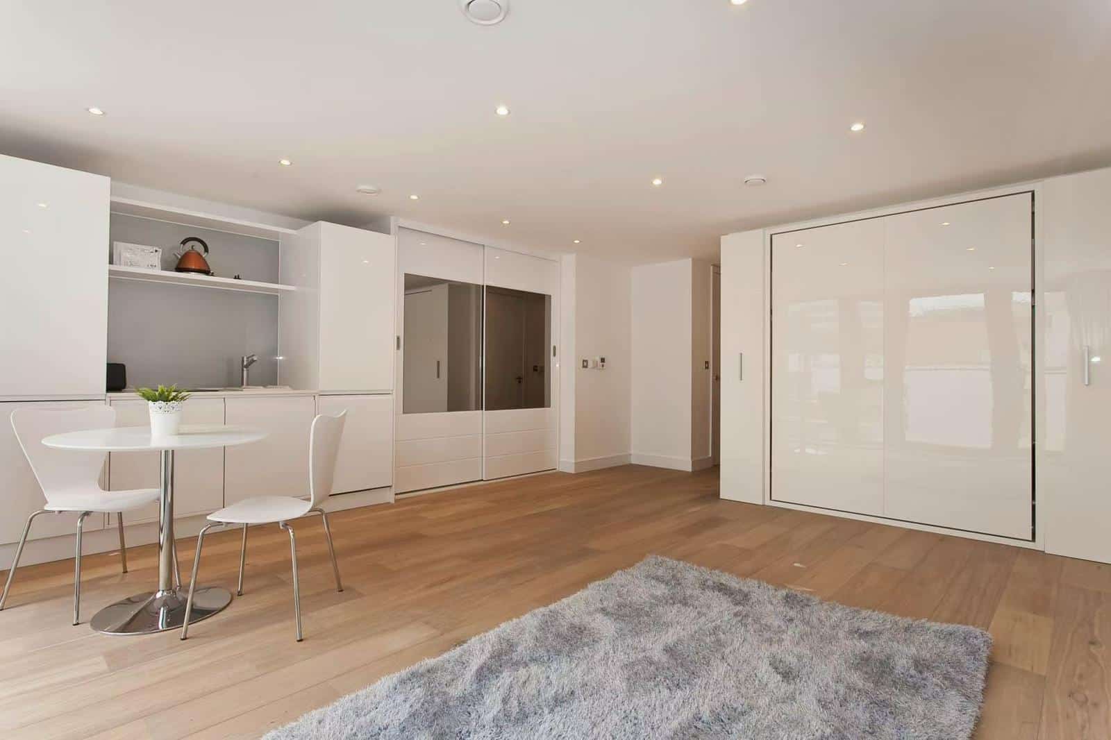Studio, Sloane Apartments - Photo 3