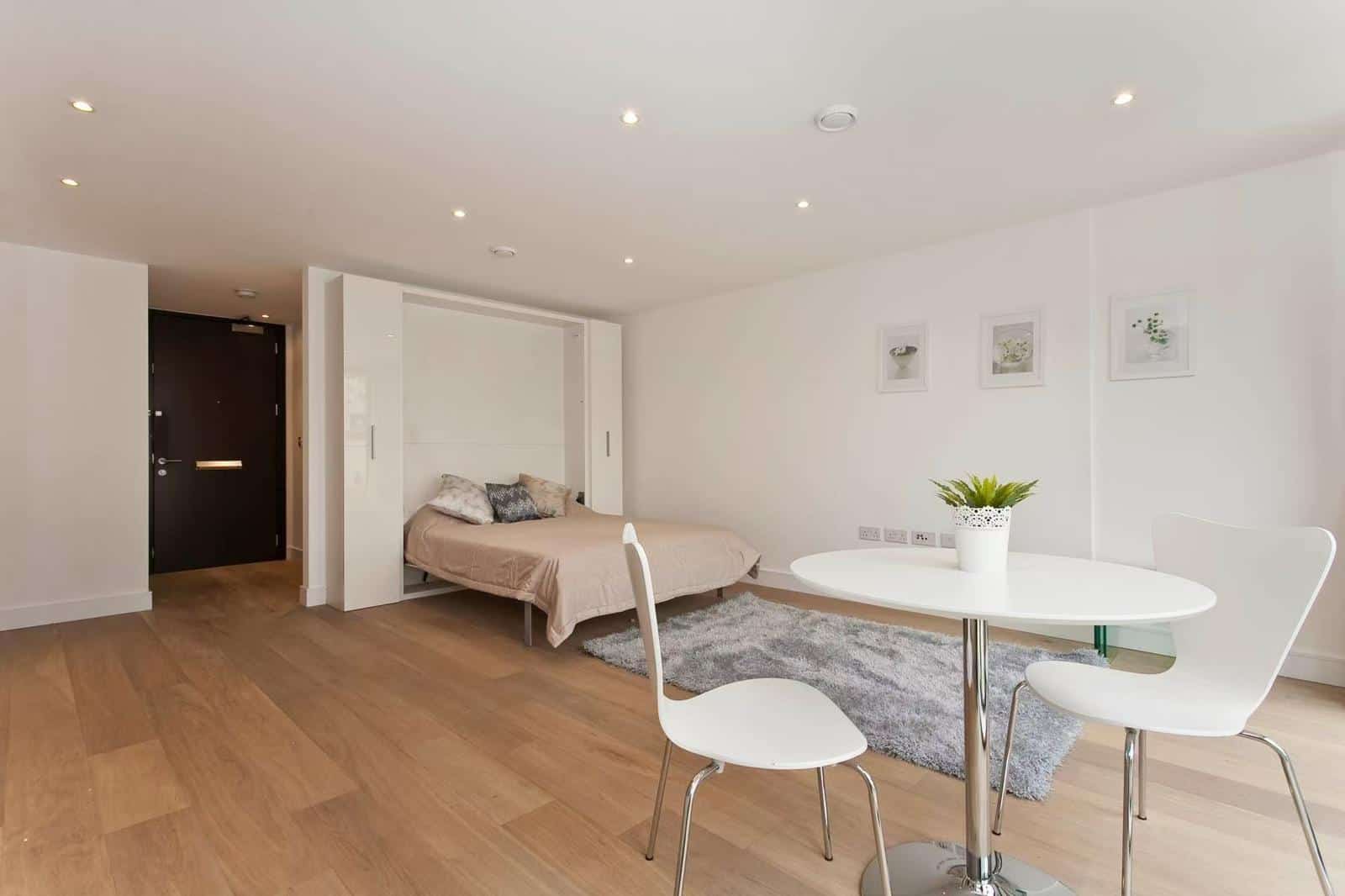 Studio, Sloane Apartments - Photo 4