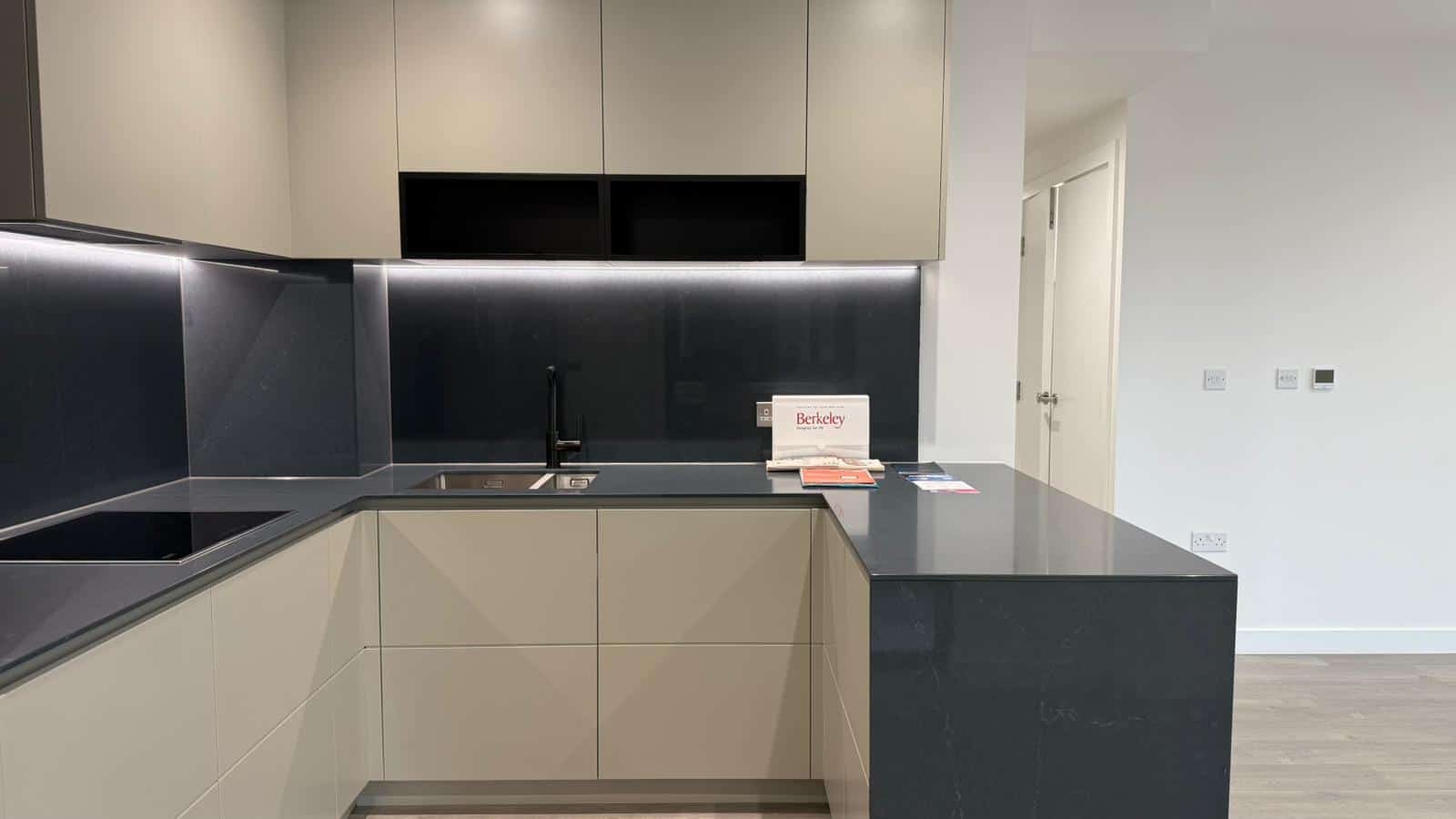 2 Bed Flat, Darter House - Photo 8