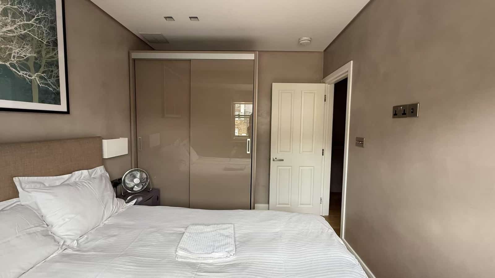 2 Bed Flat, Sussex Gardens - Photo 12