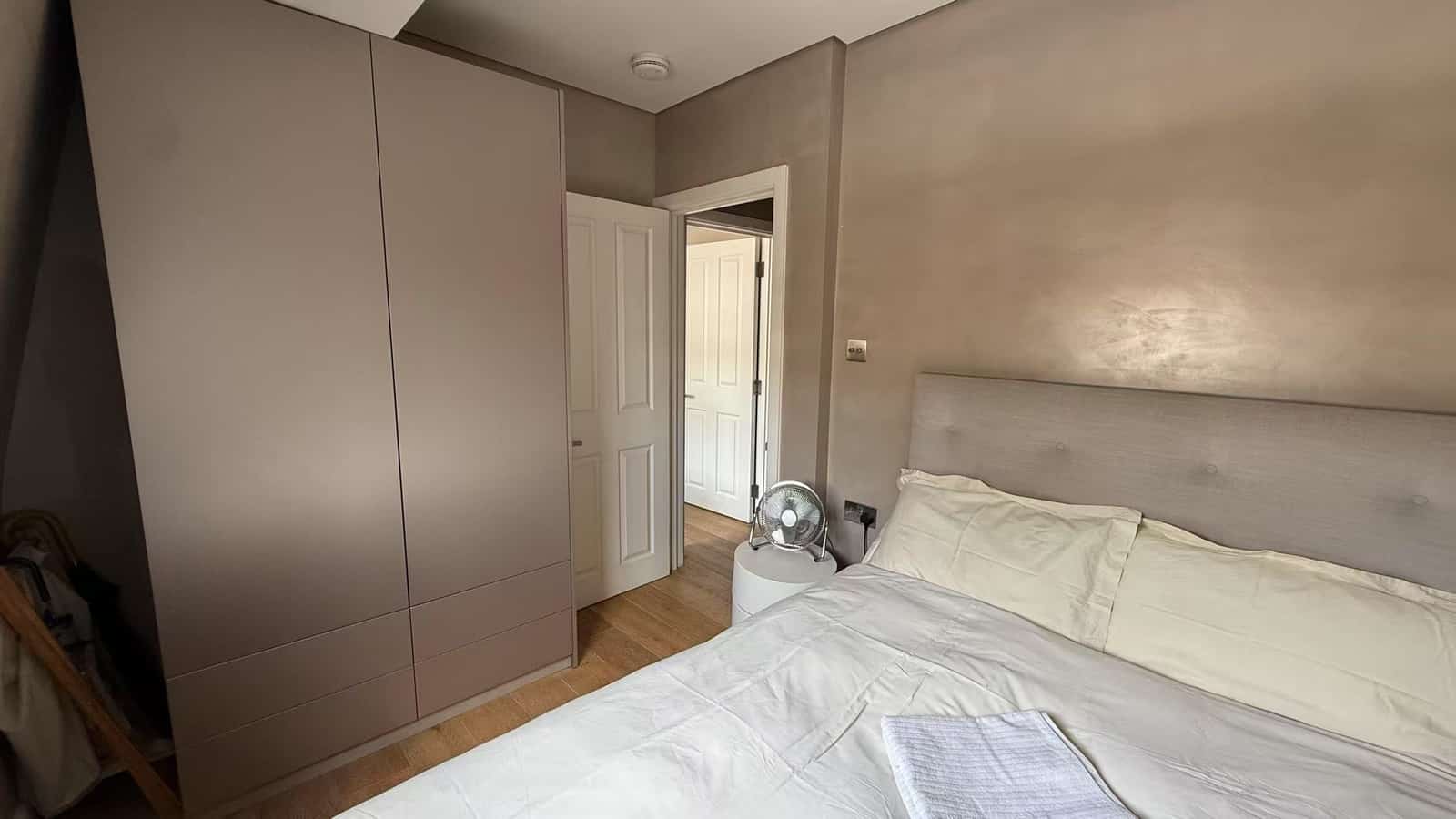 2 Bed Flat, Sussex Gardens - Photo 14