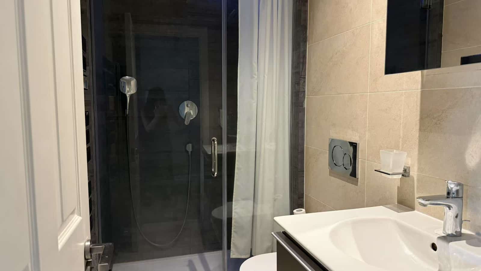 2 Bed Flat, Sussex Gardens - Photo 15