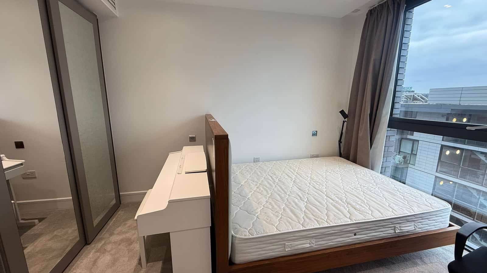 3 Bed Flat, Perilla House - Photo 7