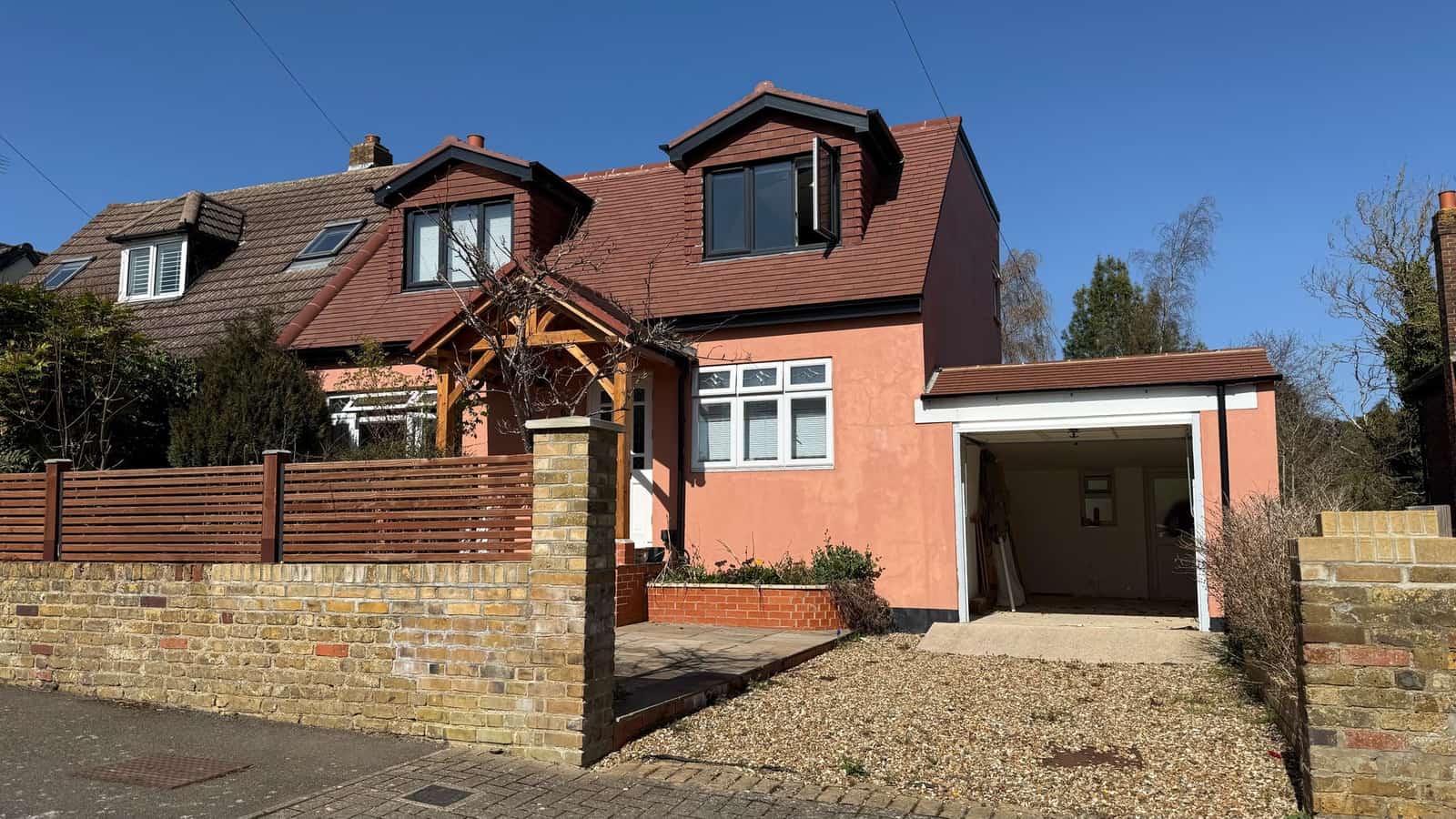 Spacious Five-Bedroom Family Home in Prime Orpington Location - Photo 39