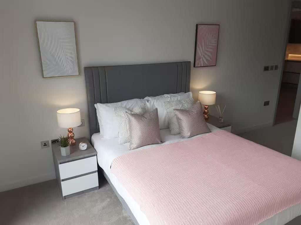 Chic One-Bedroom Flat in Prime Bayswater Location - Photo 8