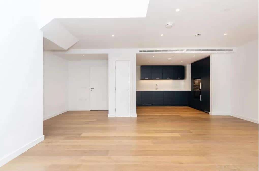 Charming Two-Bedroom House in Vibrant Clerkenwell - Photo 4