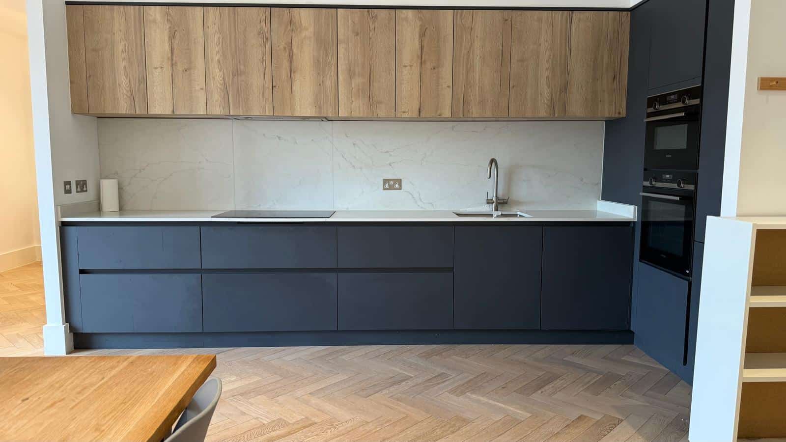 Charming Two Bedroom Flat in Sought-After Clifton - Photo 5