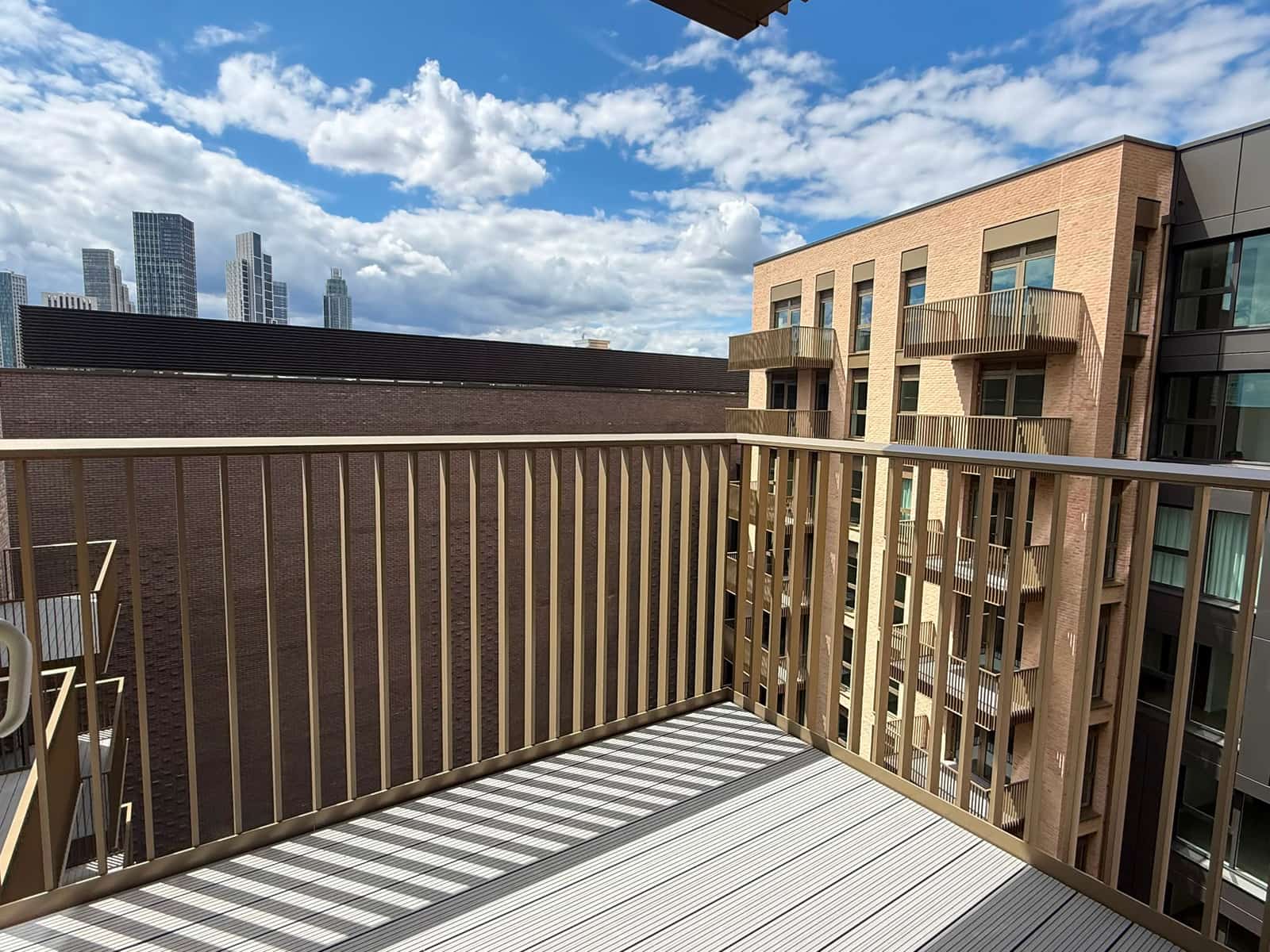 Charming One-Bedroom Flat in Vibrant Kennington - Photo 13