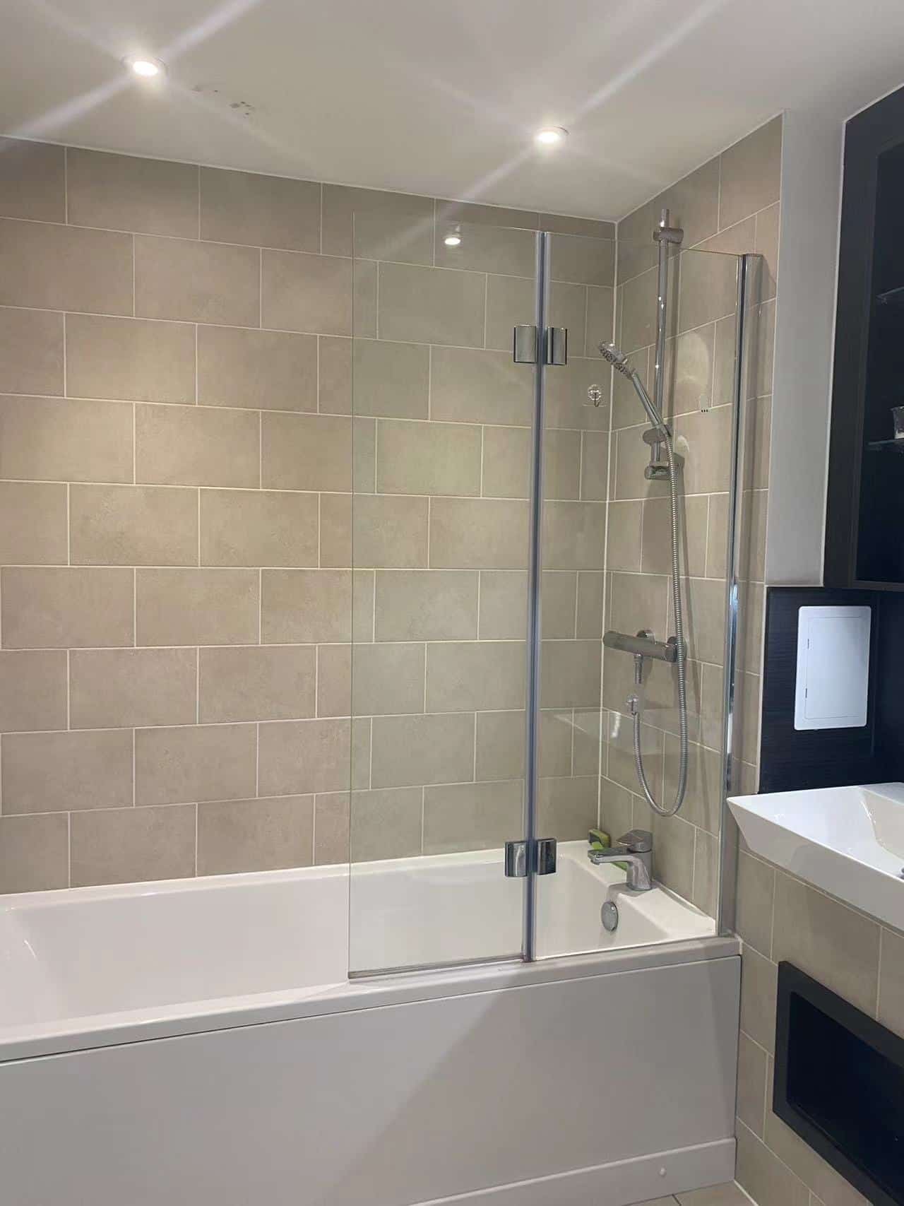 Charming One Bedroom Flat in East Acton - Photo 13