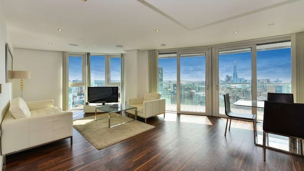 Elegant Three-Bedroom Apartment in Prime E1 Location - Photo 1