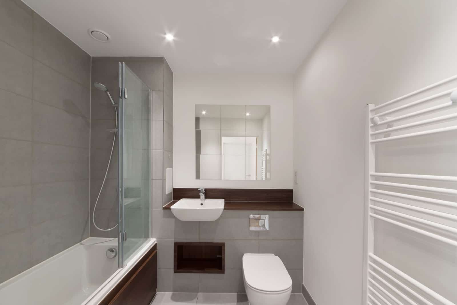 Spacious Modern Two-Bedroom Apartment in Prime Harrow Location - Photo 8