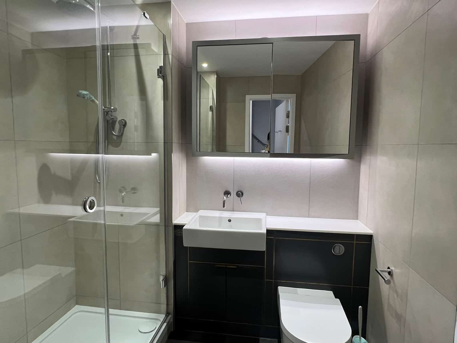 Spacious 4 Bedroom Family House in Prime North London Location - Photo 13