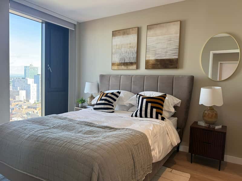 Chic One-Bedroom Apartment in the Heart of Manchester - Photo 8